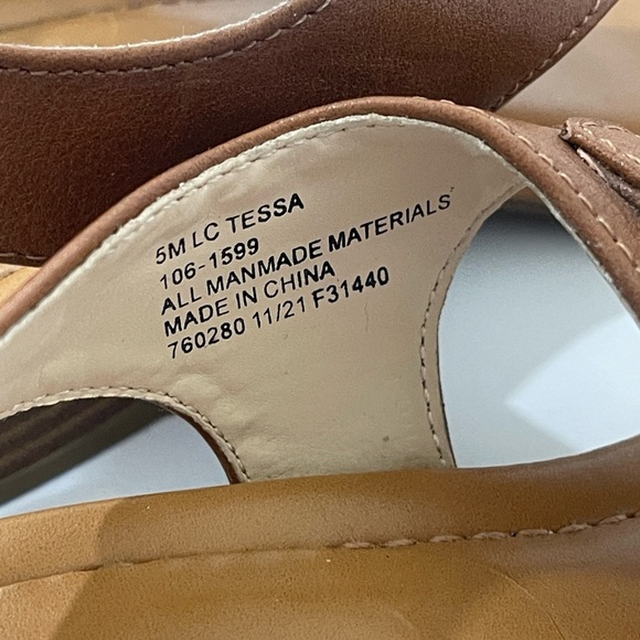 Liz Claiborne Tiffin Slide Memory Foam Adjustable Buckle Strap 5M - Picture 8 of 13